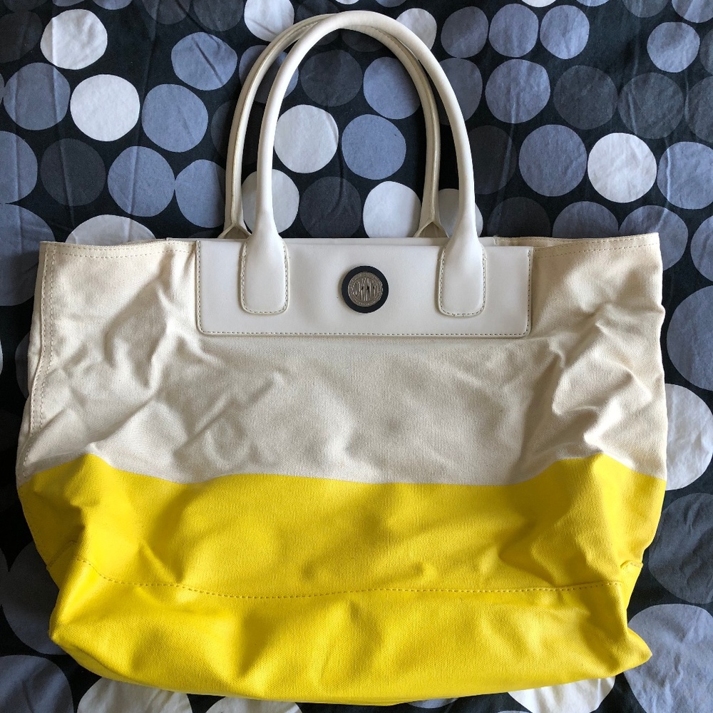 DKNY Tote! !!RARE!!